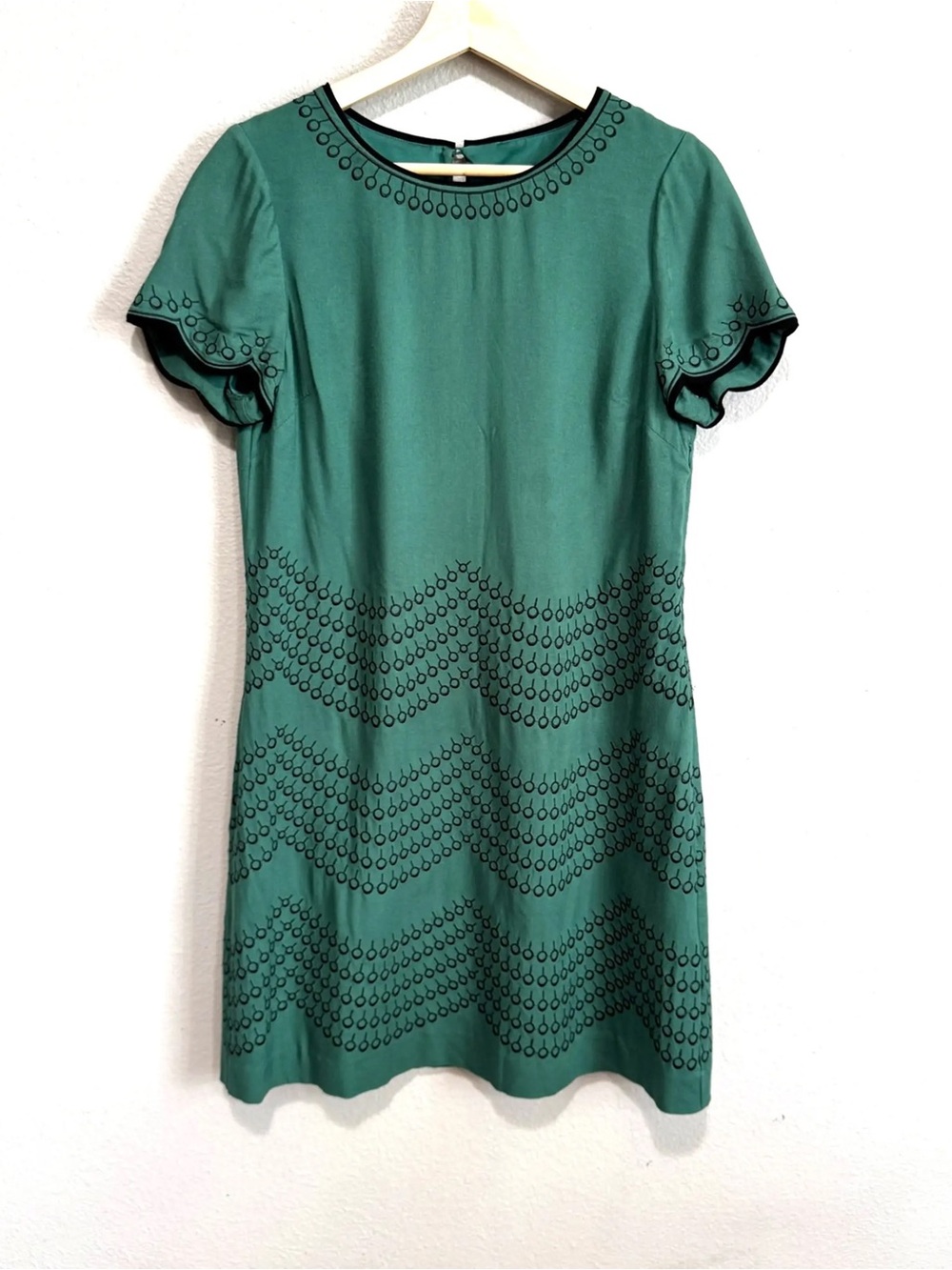 Boden Green Embroidered Viscose Shift Dress Size 14R Lined